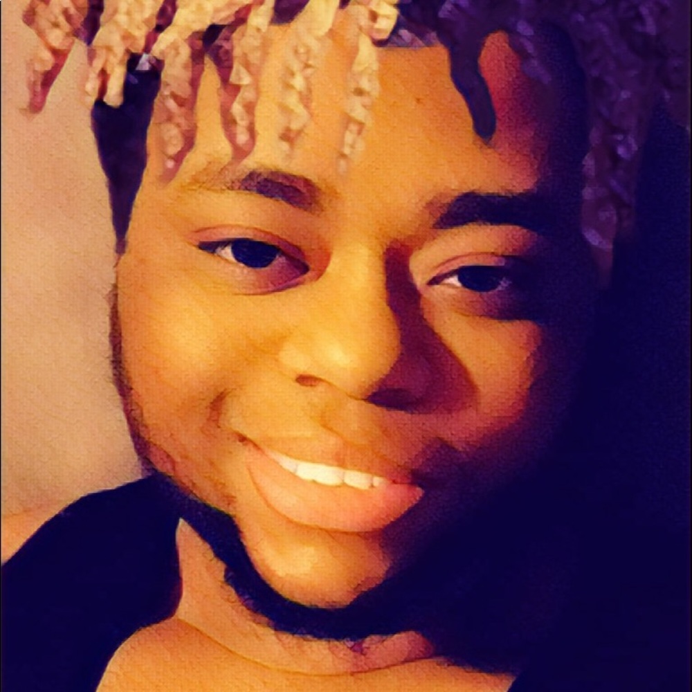 Meet your Posher, Demetri